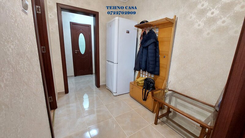 Panduri, metrou Academia Militara la 800 m.