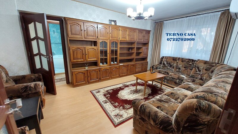 Panduri, metrou Academia Militara la 800 m.